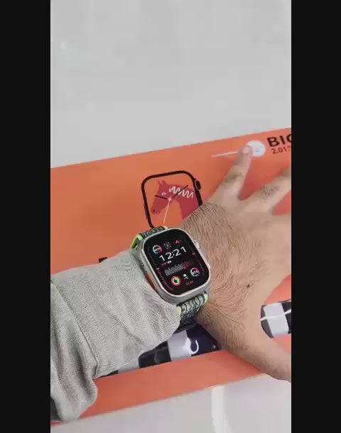 7-in-1 Premium Smartwatch & Strap Bundle